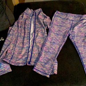 Gently worn 2 piece jogger set